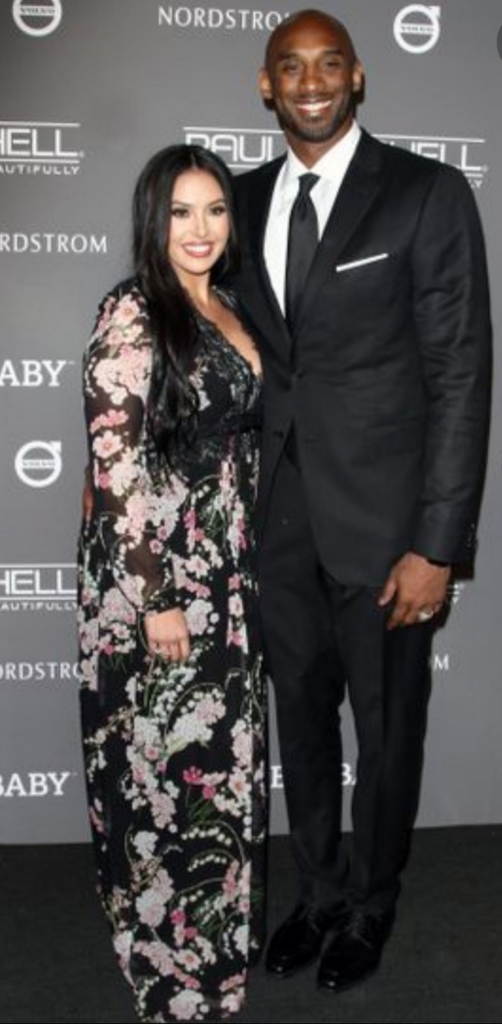 La femme de Kobe Bryant porte plainte contre la compagnie d’hélicoptère island Express