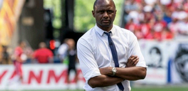 Football : Patrick Viera signe à crystale palace